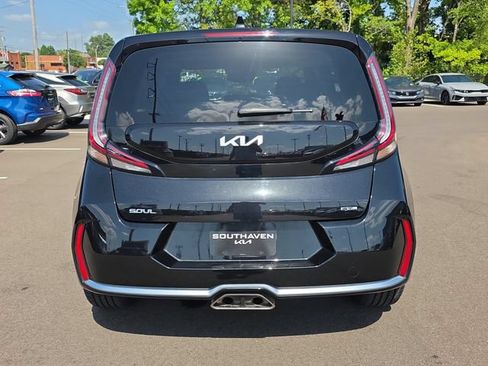 Used 2023 Kia Soul GT-Line w/ GT-Line Technology Package FWD image 4