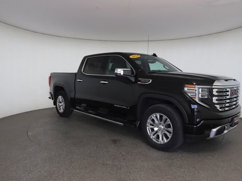 Used 2024 GMC Sierra 1500 Denali w/ Technology Package AWD/4WD image 27