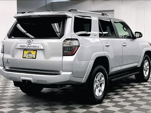 Used 2024 Toyota 4Runner SR5 AWD/4WD image 12
