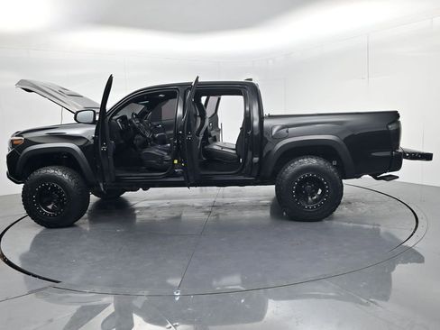 Used 2019 Toyota Tacoma TRD Pro AWD/4WD image 63