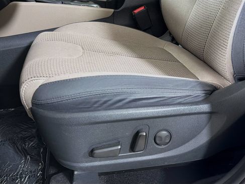 Used 2020 Hyundai Santa Fe SEL FWD image 20