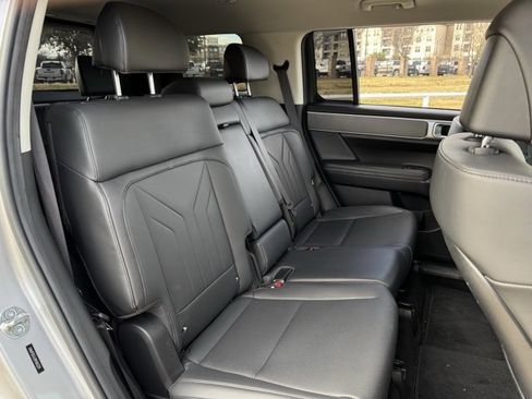 Used 2024 Hyundai Santa Fe XRT image 30