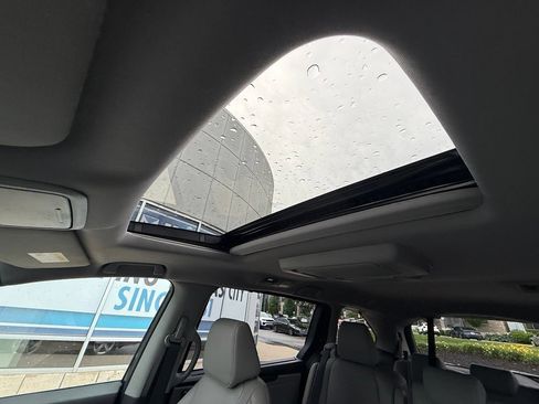 Used 2019 Honda Odyssey EX-L image 5