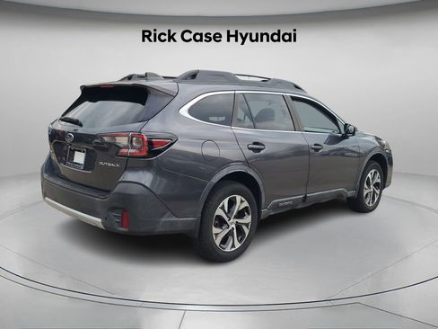 Used 2020 Subaru Outback Limited image 7