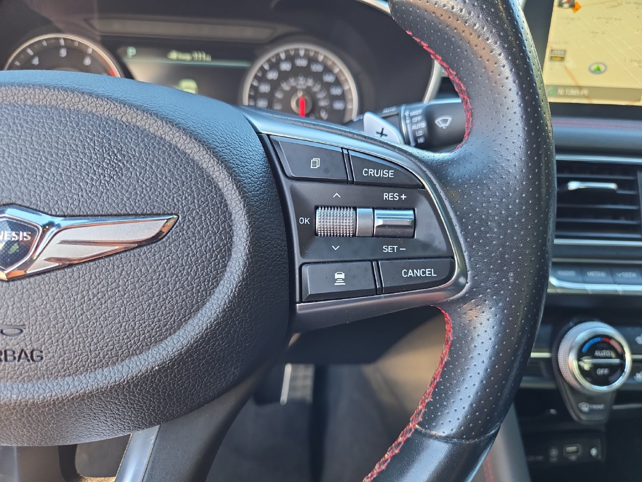 Used 2019 Genesis G70 3.3T Dynamic RWD image 17