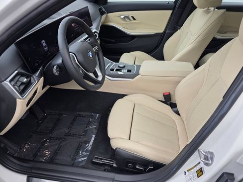 Used 2024 BMW 330i Sedan w/ Convenience Package RWD image 9