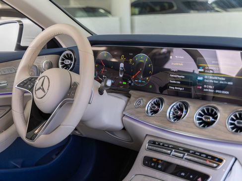 Certified 2023 Mercedes-Benz E 450 Cabriolet image 21