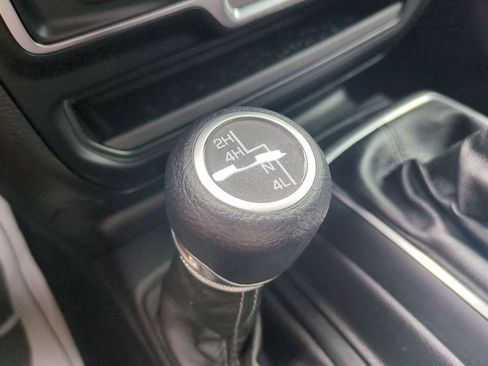 Used 2024 Jeep Gladiator Sport AWD/4WD image 24
