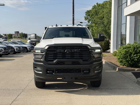 New 2026 RAM 3500 Tradesman AWD/4WD image 15
