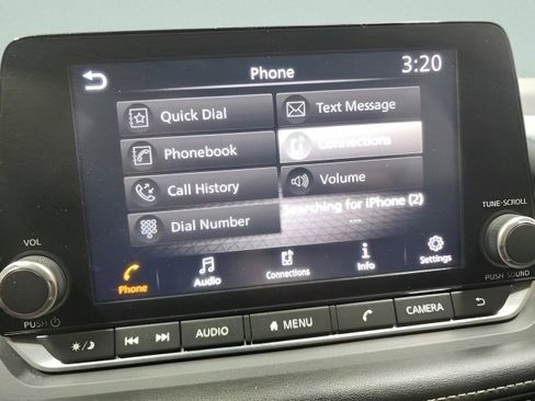 Used 2022 Nissan Rogue SV image 5