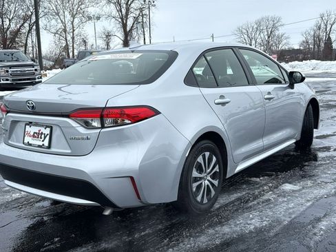 Certified 2022 Toyota Corolla LE image 8