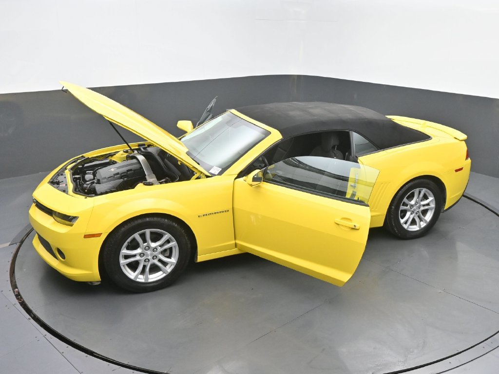 Used 2015 Chevrolet Camaro LT RWD image 66