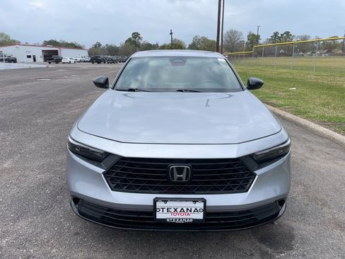 Used 2023 Honda Accord Sport image 6