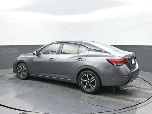 Used 2024 Nissan Sentra SV FWD image 4