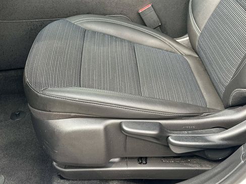 Certified 2024 Buick Envista Preferred FWD image 16