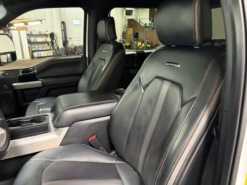 Used 2021 Ford F250 Platinum AWD/4WD image 34