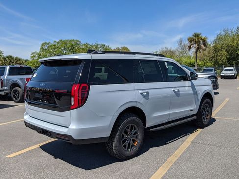 New 2026 Ford Expedition Tremor image 7