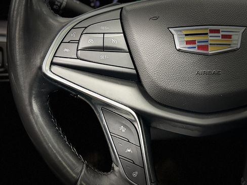 Used 2019 Cadillac XT5 Luxury AWD/4WD image 18