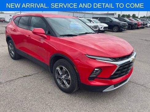 Used 2023 Chevrolet Blazer LT AWD/4WD image 7