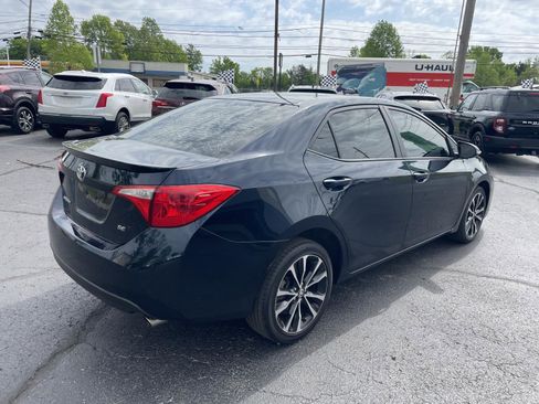 Used 2018 Toyota Corolla SE FWD image 4