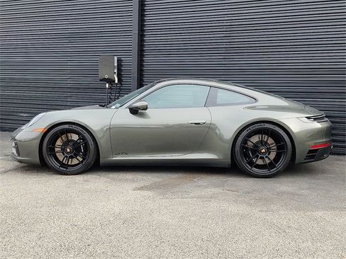 Used 2023 Porsche 911 Carrera 4 GTS image 2