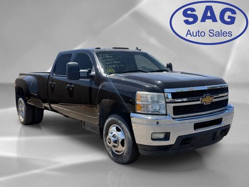Used 2013 Chevrolet Silverado 3500 LTZ w/ LTZ Plus Package AWD/4WD image 2