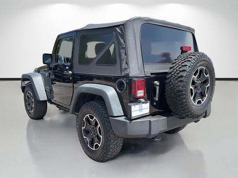 Used 2017 Jeep Wrangler Sport w/ Connectivity Group AWD/4WD image 5