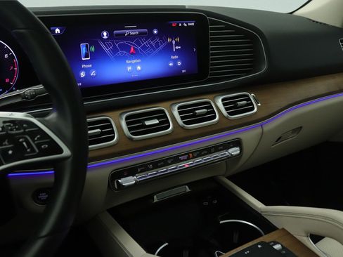 Certified 2024 Mercedes-Benz GLE 350 4MATIC image 9
