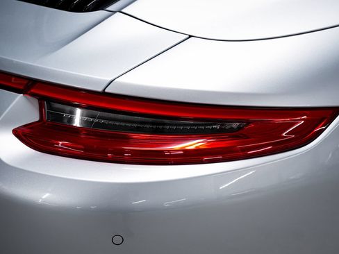 Used 2018 Porsche 911 Targa 4S AWD/4WD image 38