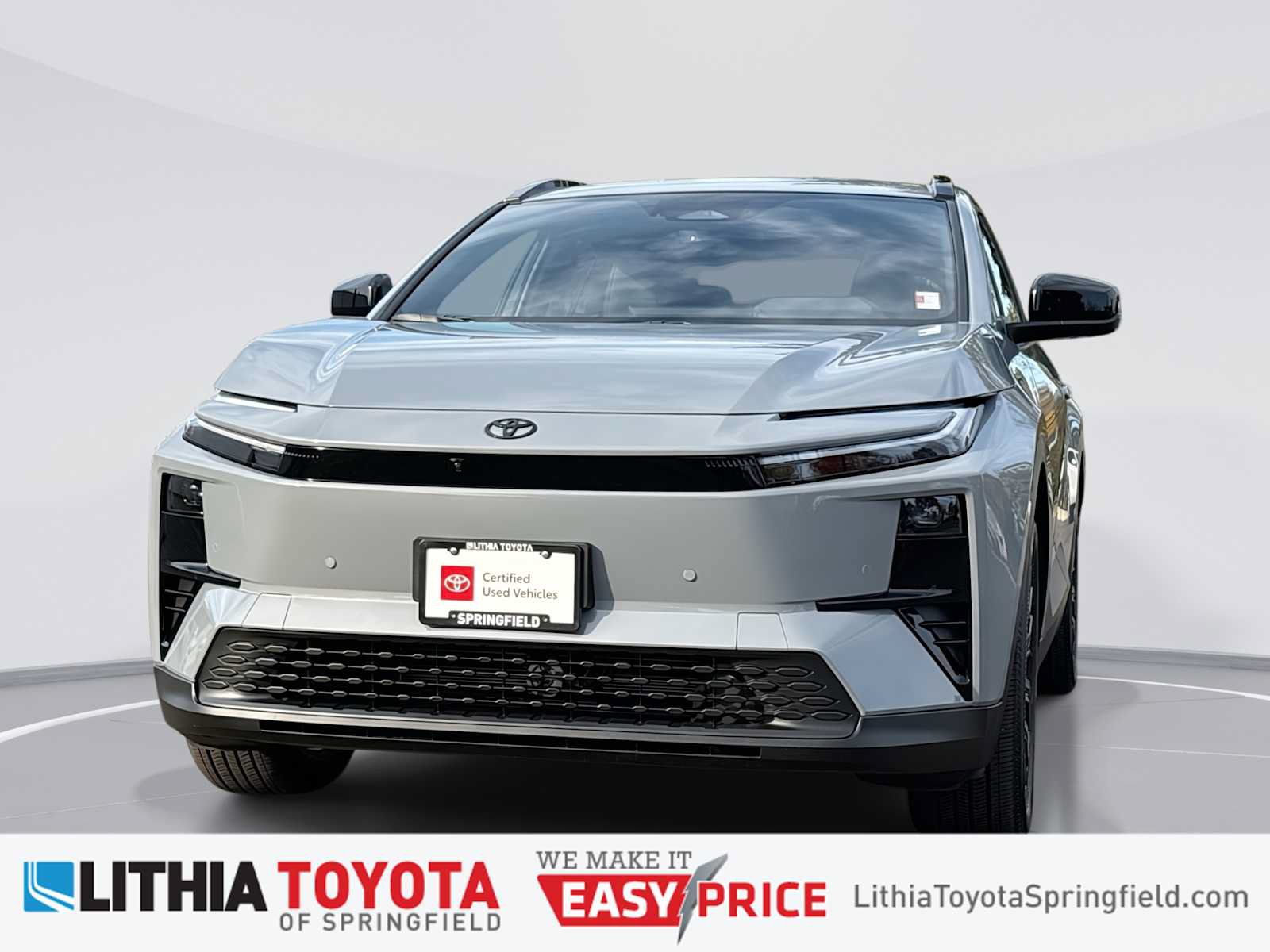 Certified 2026 Toyota C-HR AWD/4WD image 1