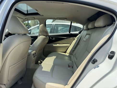 Used 2018 INFINITI Q50 Luxe RWD image 8