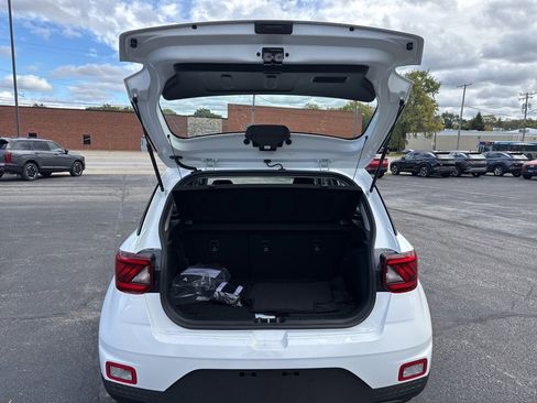 New 2026 Hyundai Venue SEL image 16