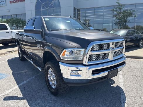Used 2018 RAM 2500 Laramie image 7