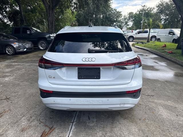 Used 2023 Audi Q4 e-tron Premium Plus w/ Premium Plus RWD image 8