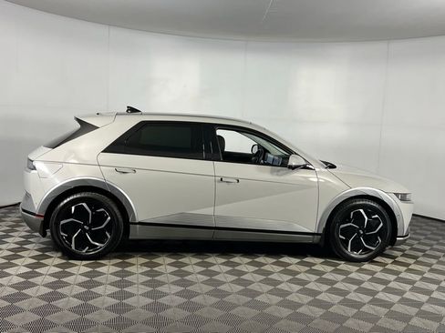 Used 2023 Hyundai Ioniq 5 Limited image 5