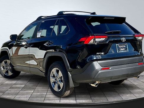 New 2025 Toyota RAV4 LE image 3