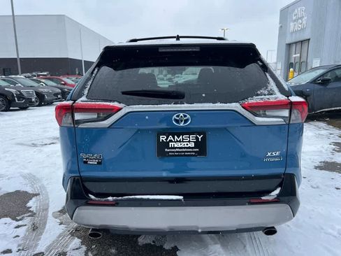Used 2022 Toyota RAV4 XSE image 5