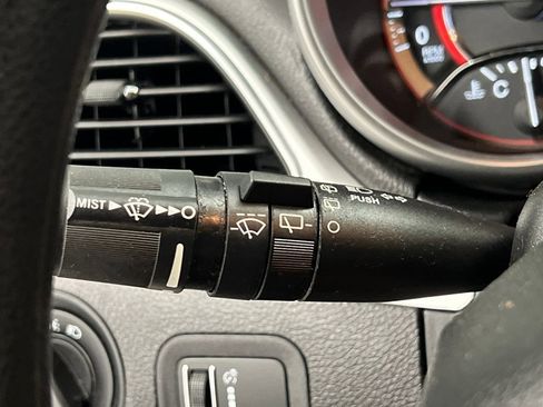 Used 2016 Dodge Journey SE image 41