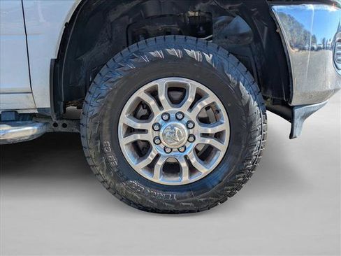 Used 2019 RAM 2500 Big Horn image 21