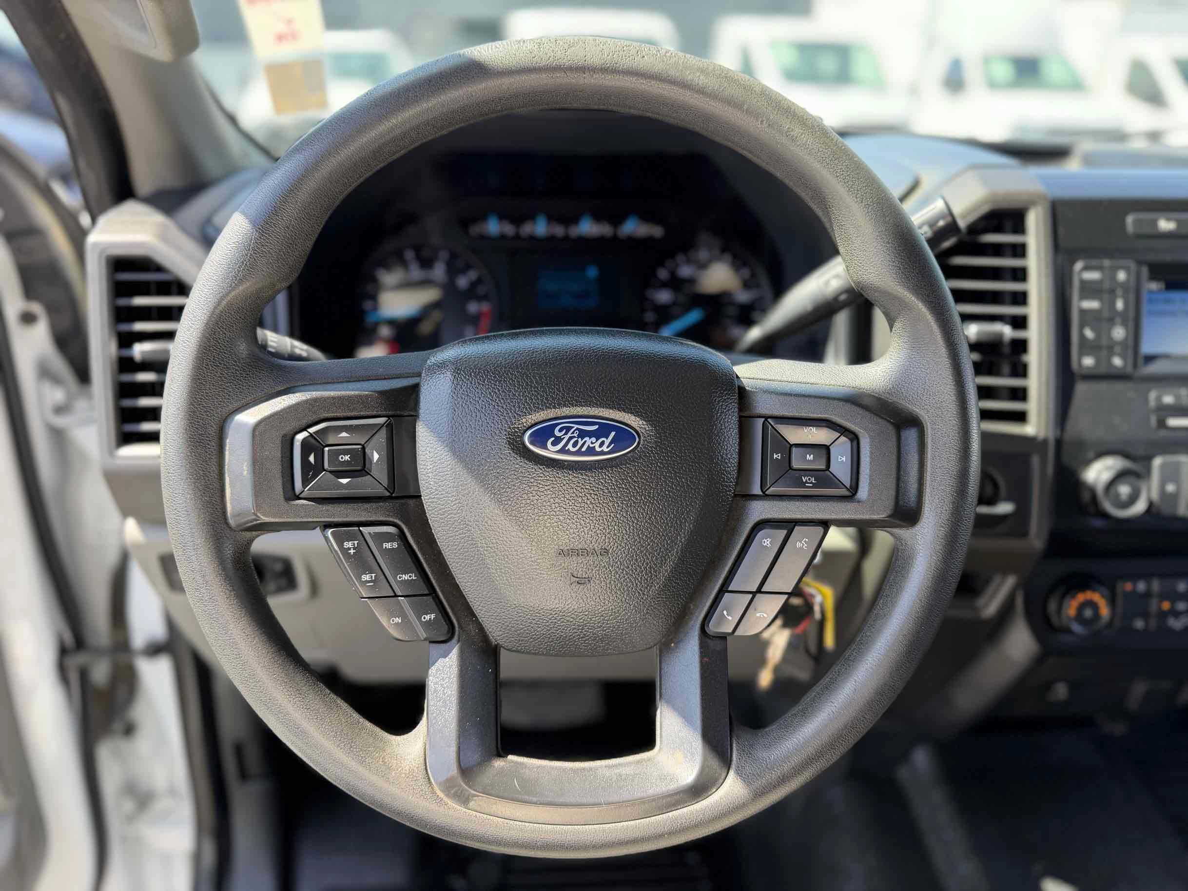 Used 2022 Ford F250 XL w/ Power Equipment Group RWD image 27