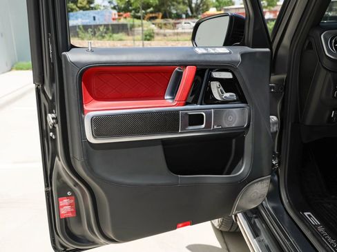 Used 2023 Mercedes-Benz G 550 image 14