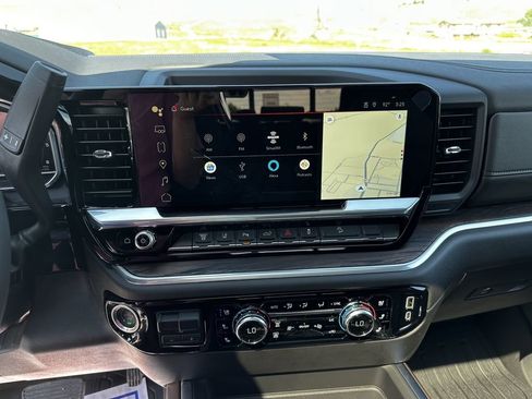 New 2025 GMC Sierra 2500 SLT w/ SLT Premium Package image 10