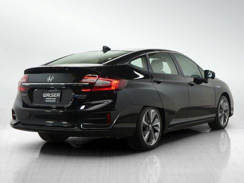 Used 2018 Honda Clarity Touring image 5