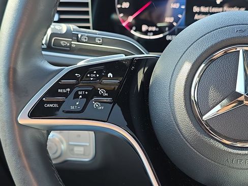Used 2025 Mercedes-Benz GLE 350 4MATIC image 20