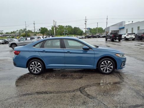 Used 2025 Volkswagen Jetta S FWD image 14