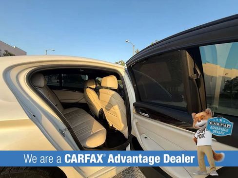 Used 2018 BMW 530i w/ Premium Package RWD image 28