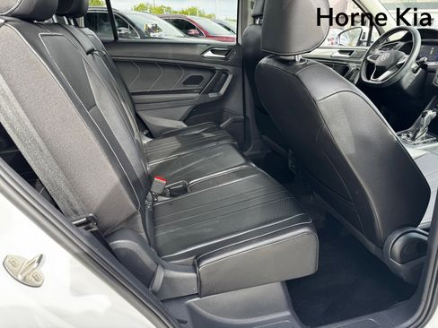 Used 2022 Volkswagen Tiguan SE image 27