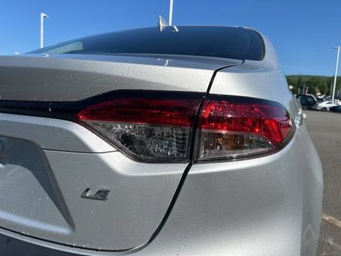 Used 2024 Toyota Corolla LE FWD image 14