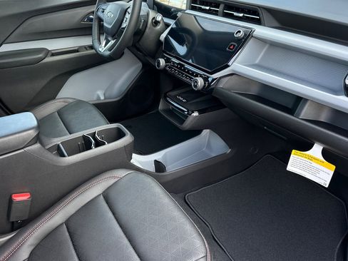New 2027 Chevrolet Bolt RS w/ Technology Package FWD image 16