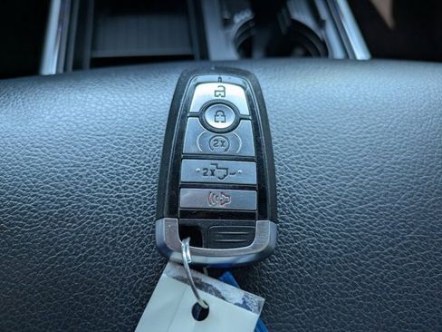 Used 2022 Ford F450 Lariat w/ Lariat Ultimate Package image 30